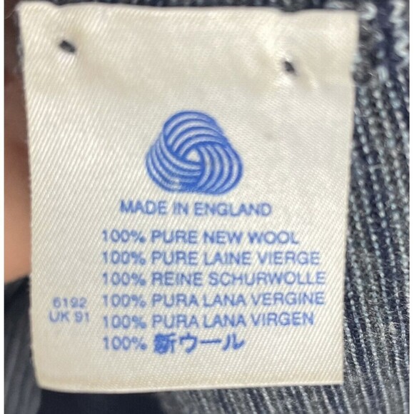 hickey freeman Pure New wool sweater Navy Blue Stripped Size Small​​​​​ - Picture 3 of 5